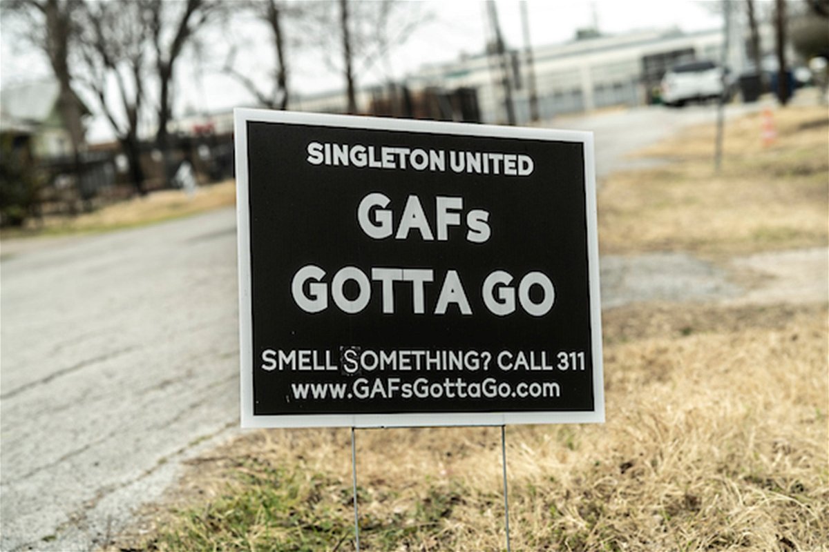 West Dallas groups agree ‘GAF’s gotta go’ but take different tacks on how the polluter should exit